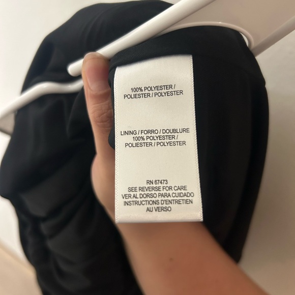 Women black dress great condition - Picture 7 of 7